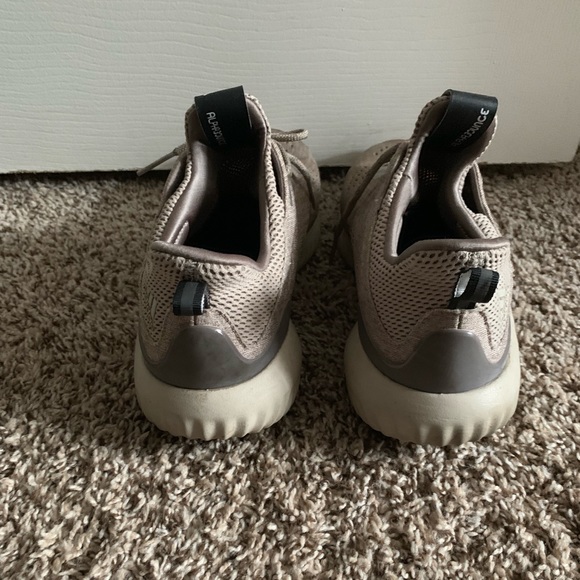 Adidas Alphabounce - Picture 3 of 4